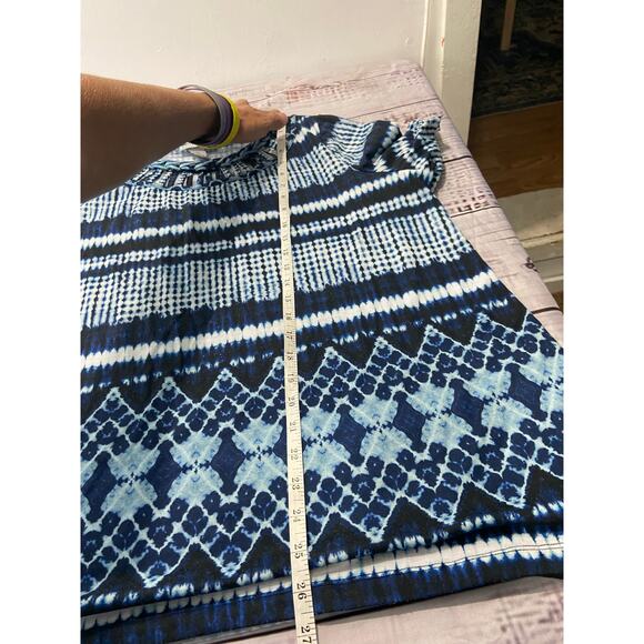 Catherines Tee Shirt Womens 0X 14/16 Short Sleeves Geometric Cut Out Neck - Picture 7 of 10